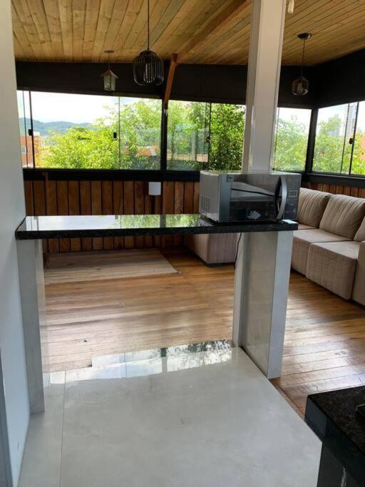 Suite Com Hidro No Centro Balneario Camboriu Exterior foto